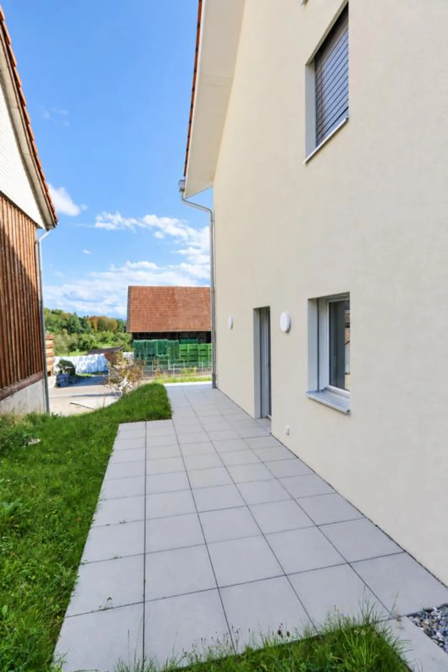Modern 3.5-room apartment with garden share in Kümmertshausen - attractive investment property - Photo 13 of 16