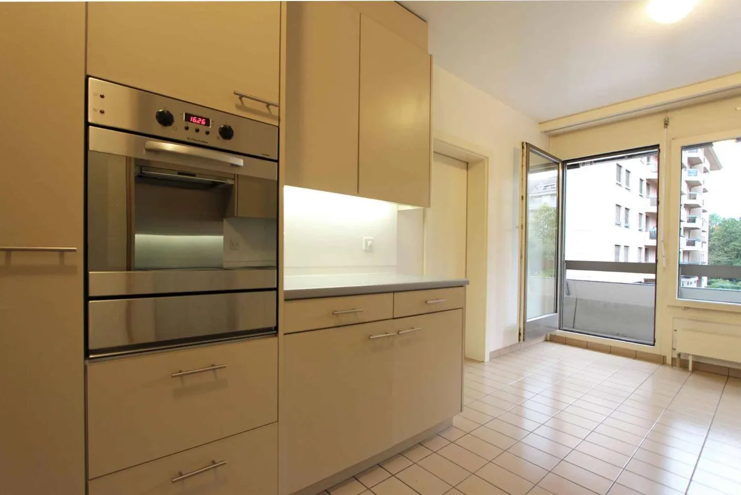 Appartamento 5 locali - Foto 4 di 9