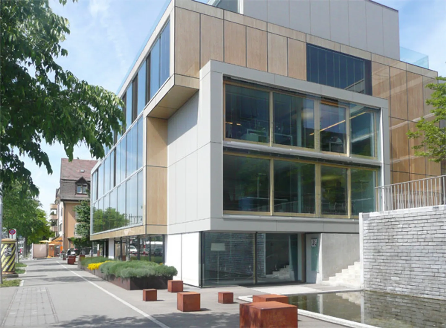 Storage rooms for rent between approx. 11m2 and 42m2 - Photo 1 of 1