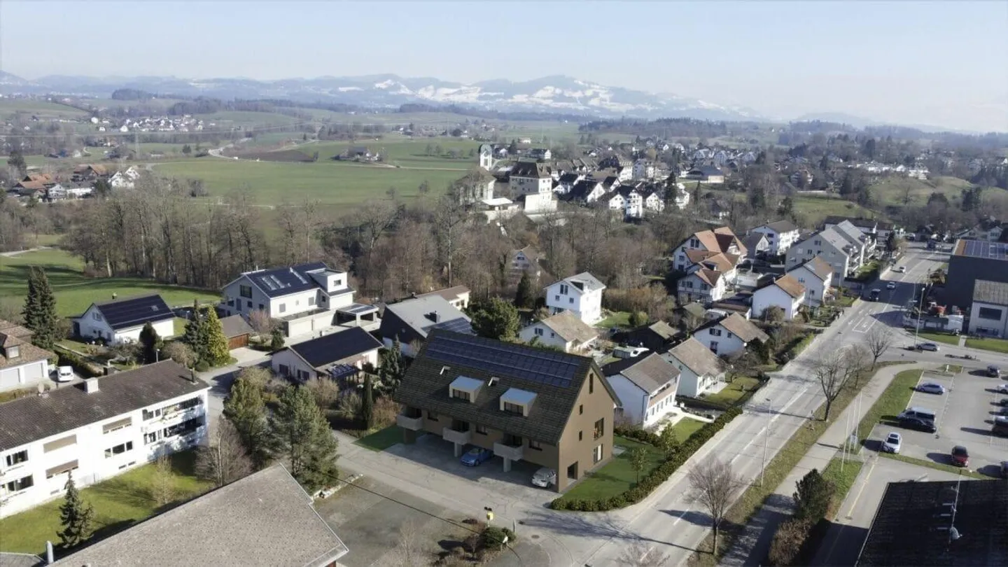 Nouveau maison de ville de 5,5 pièces avec jardin à Grüningen à vendre - Photo 3 sur 5