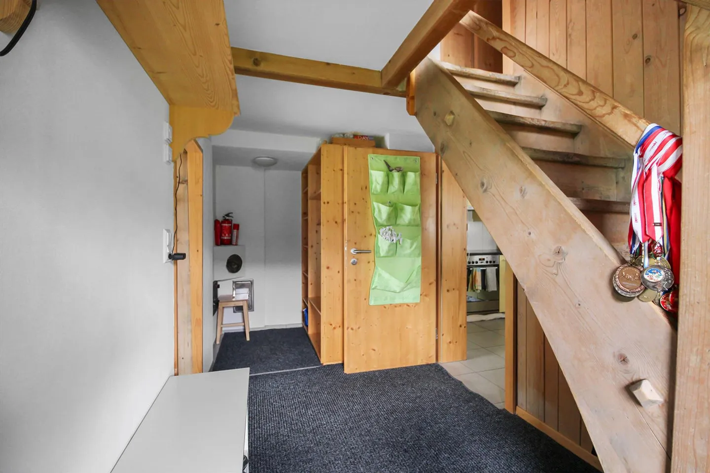 6.5-Zimmer Doppelhaushälfte - Foto 3 von 13