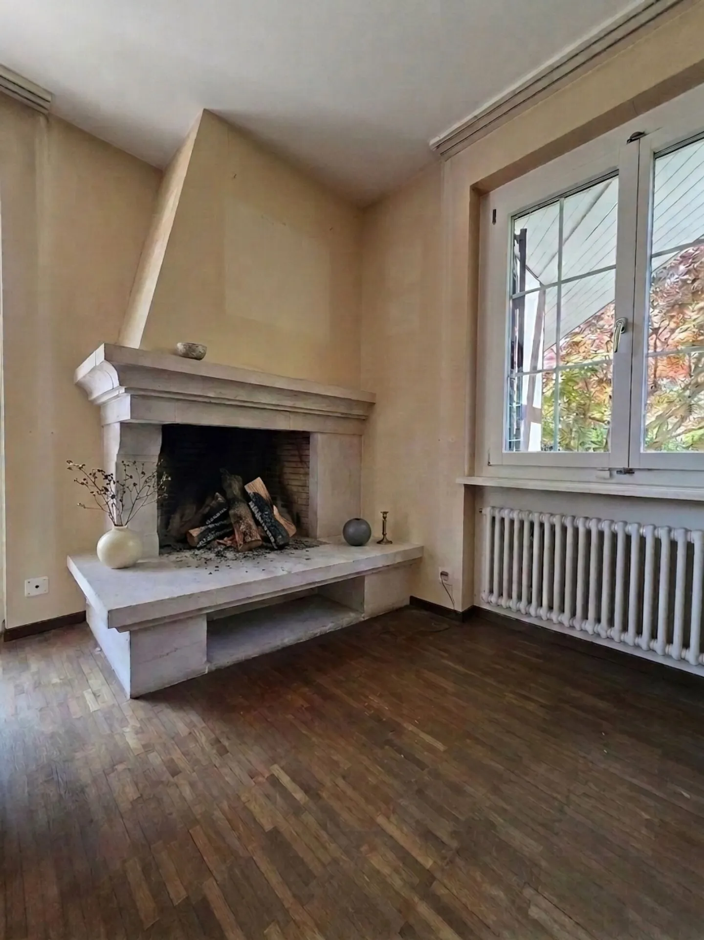 Elegante Villa mit Aussicht - Foto 8 von 17