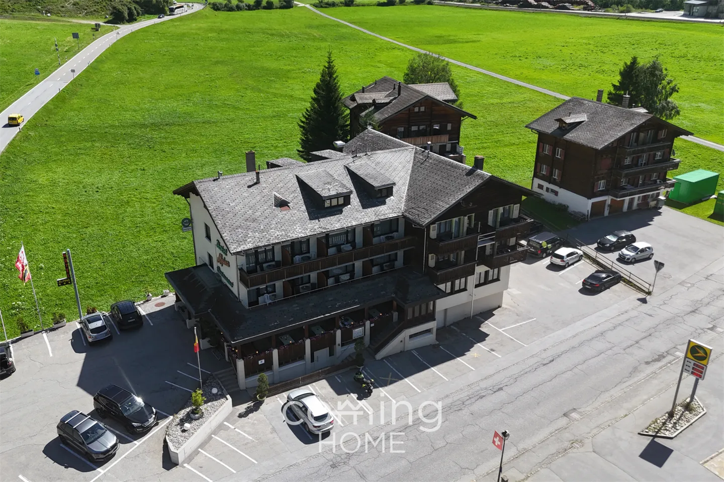 Hotel esclusivo in posizione privilegiata a Ulrichen: investimento interessante a Goms - Foto 9 di 13