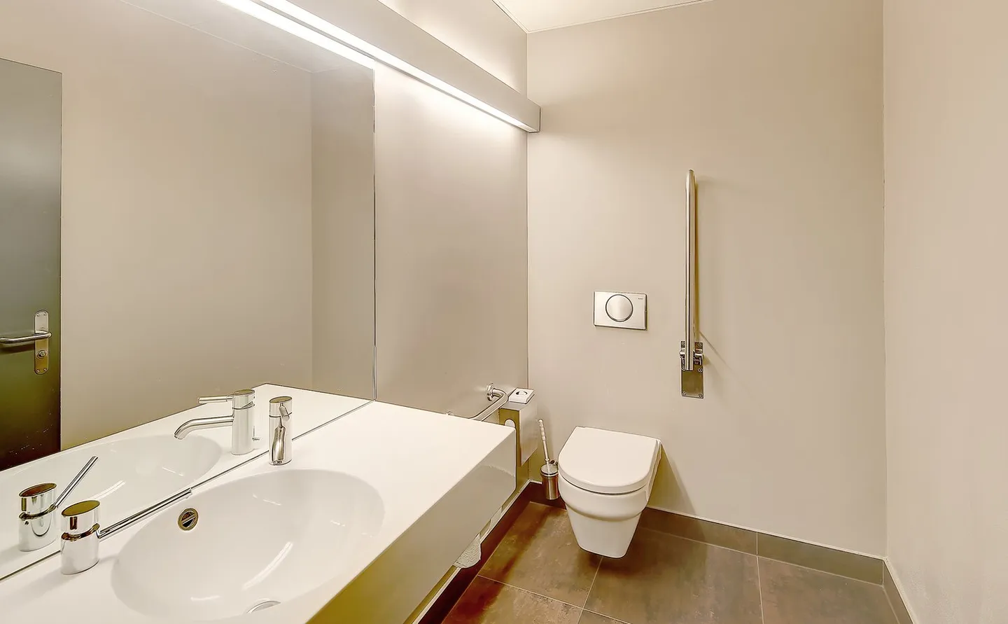 Retail- und Bürofläche an bester Lage - Foto 24 von 24