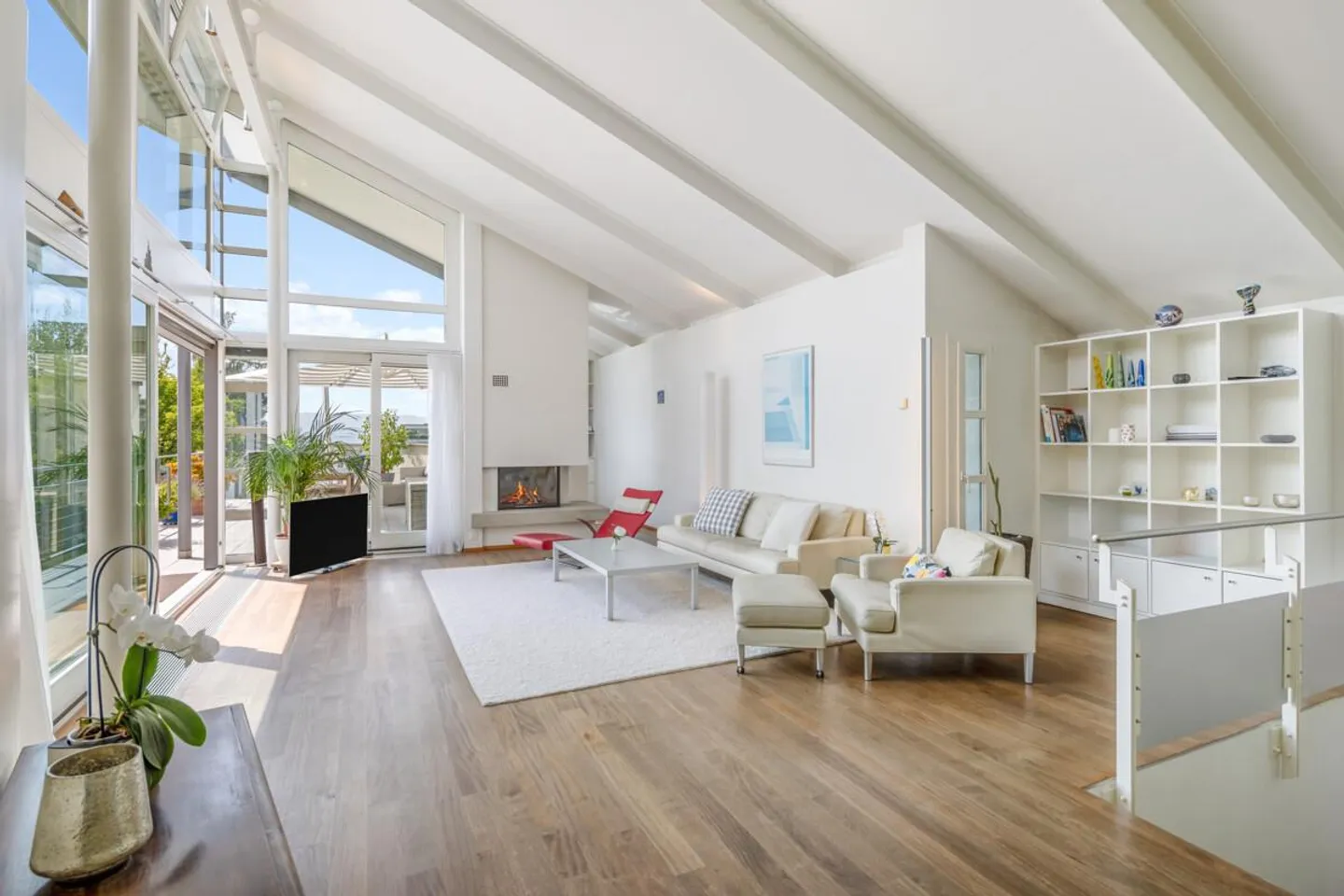Herrliberg : Maison individuelle avec piscine, terrasse et vue sur le lac - Photo 4 sur 7