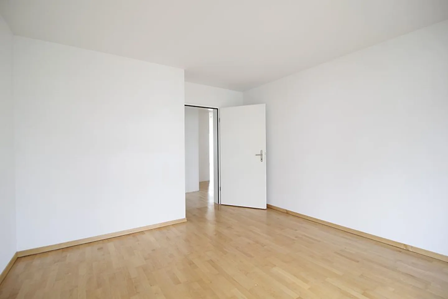 Moderne Wohnung mit traumhaftem Ausblick - Foto 6 von 9