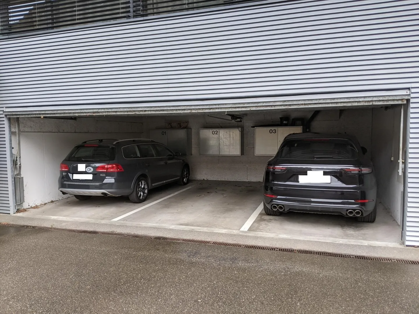 Place de garage dans l'Enge - Limité jusqu'au 30.09.2026 - Photo 2 sur 2