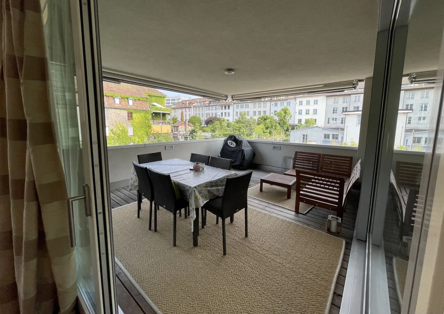 4.5-Zimmerwohnung mit Balkon, 140 m² | befristet für 6 Monate - Foto 3 von 13