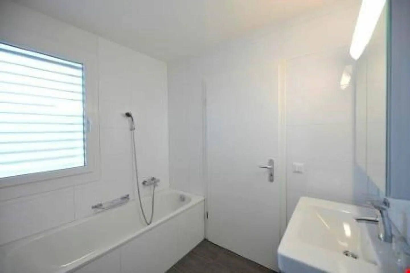 komfortable 5 1/2-Zimmerwohnung, 141 m2 - Foto 8 von 13