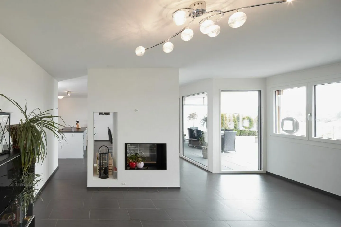 komfortable 5 1/2-Zimmerwohnung, 141 m2 - Foto 3 von 13