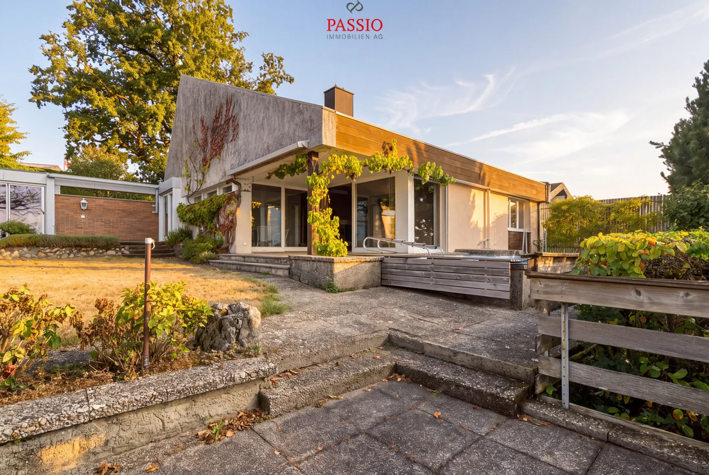 Ristrutturare o costruire nuovo – Proprietà e terreno di 1'532 m² - Foto 1 di 43