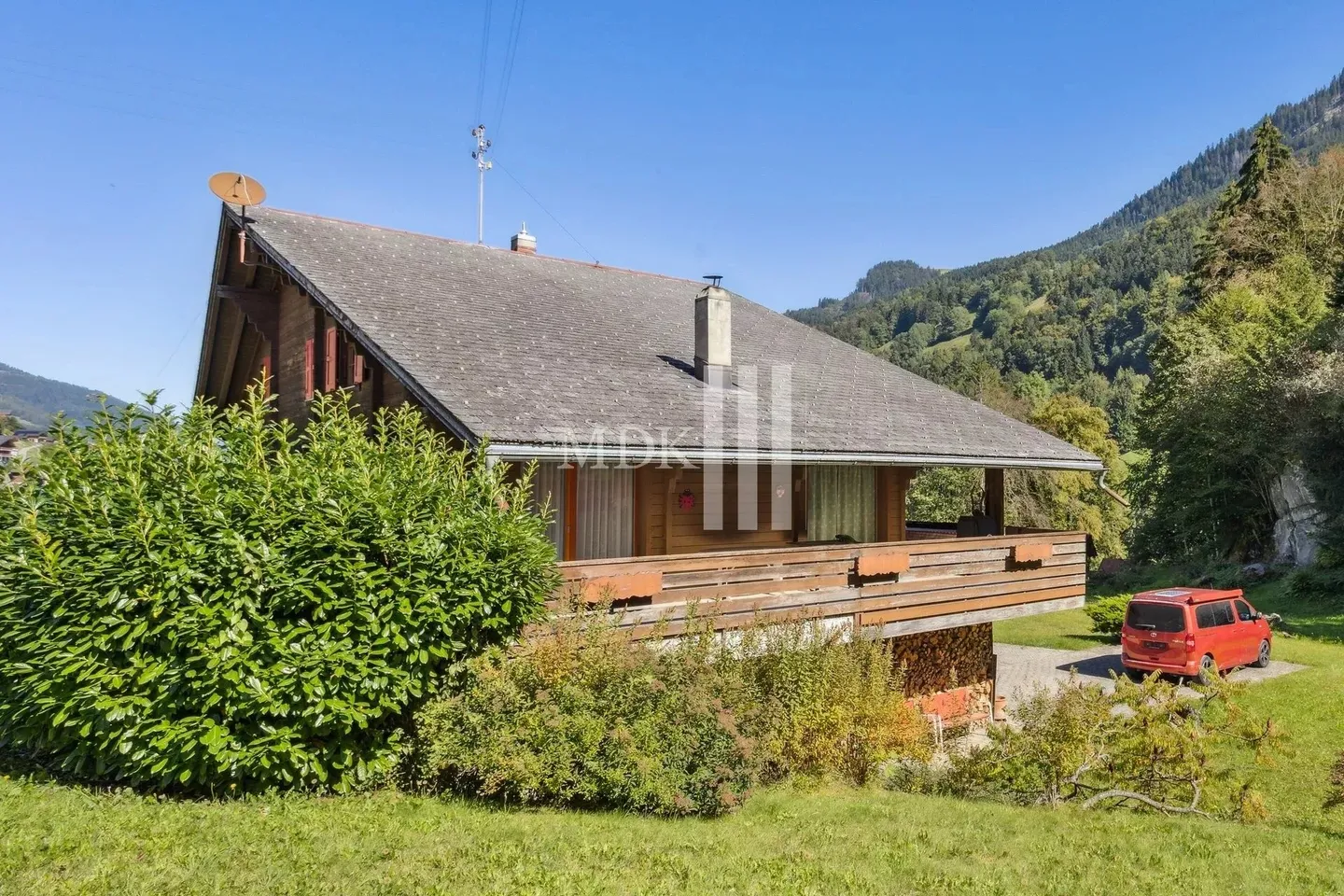 Chalet con Potenziale Spazioso - Foto 3 di 13