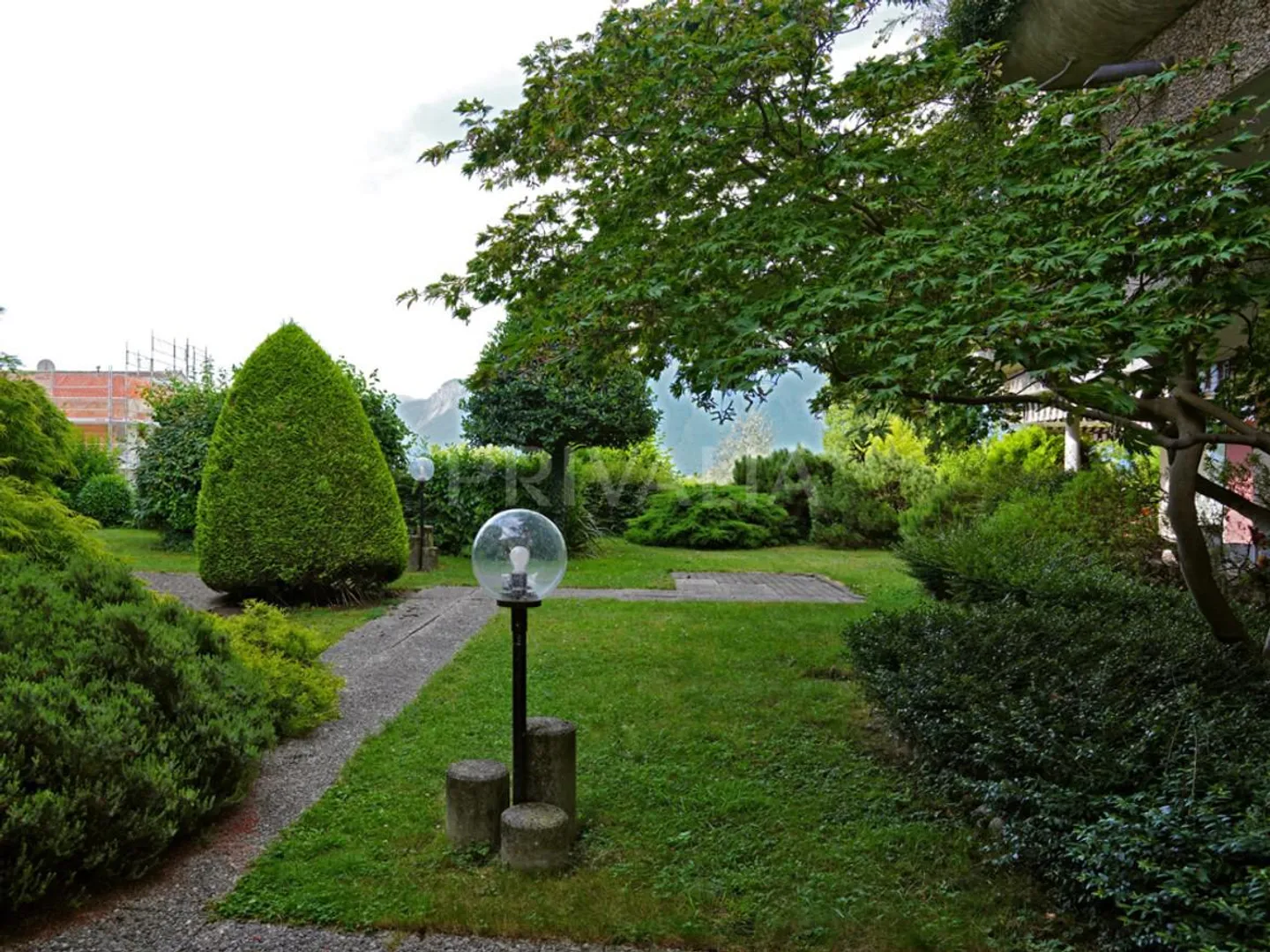 Exclusif : Idéal pour les investisseurs - Appartement de 2 ½ pièces avec 62 m² et deux balcons - Photo 1 sur 7