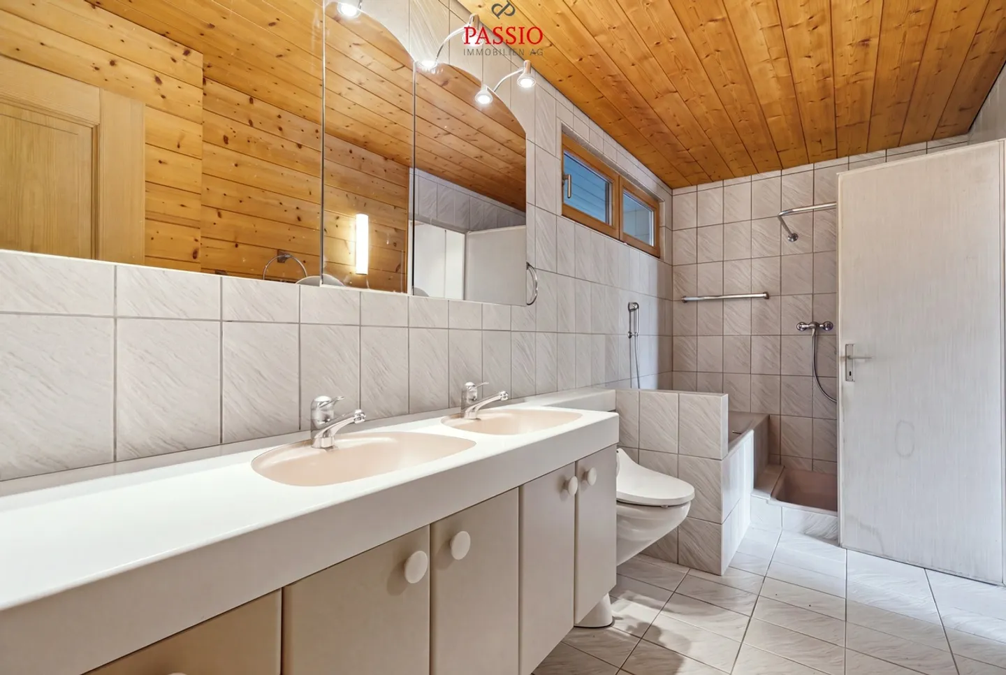 Ristrutturare o costruire nuovo – Proprietà e terreno di 1'532 m² - Foto 17 di 43