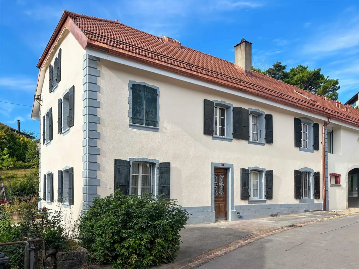 Casa di villaggio da ristrutturare nel cuore di Aubonne - Foto 1 di 6