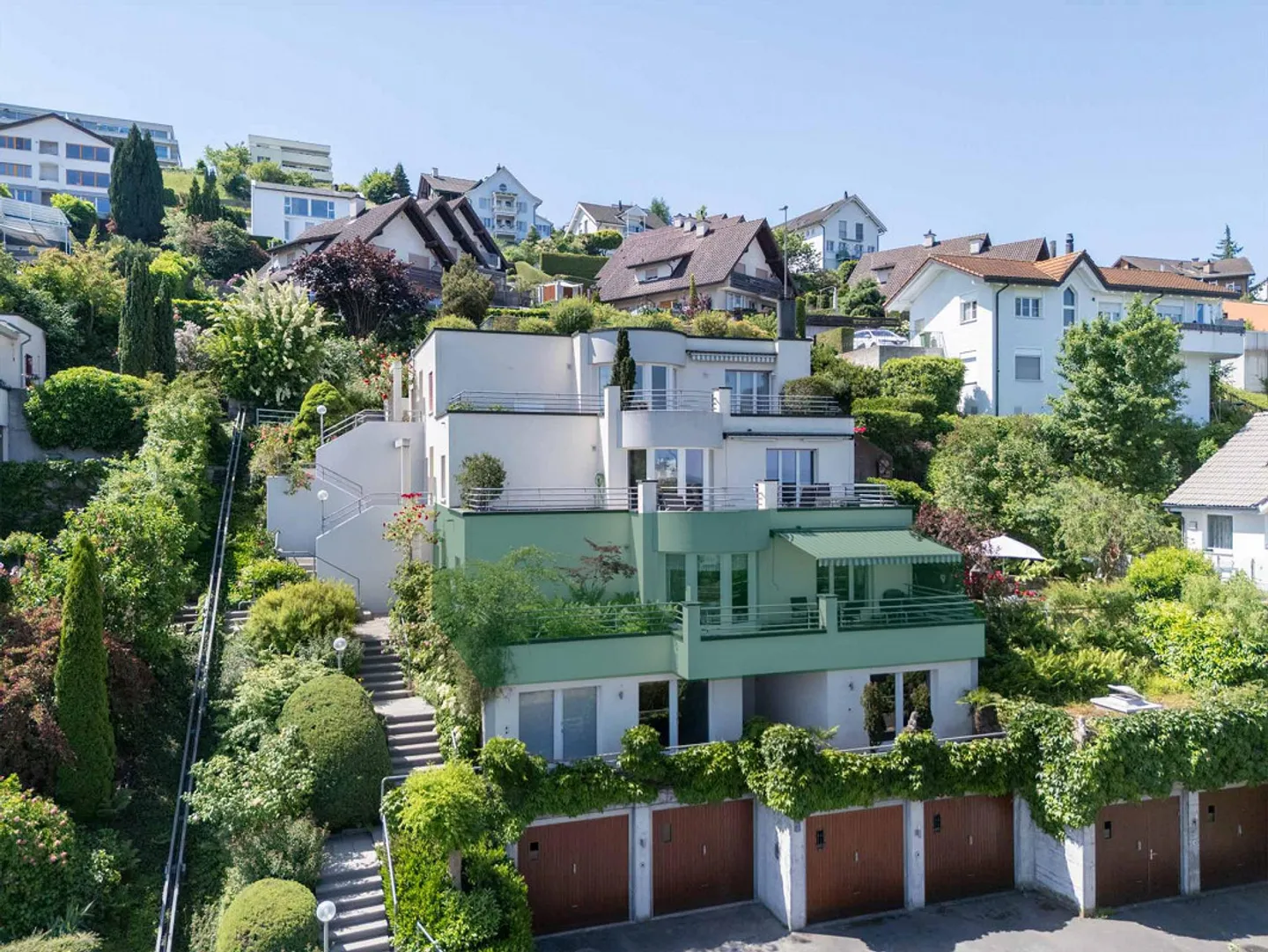 Terrassenwohnung mit Seesicht - Foto 1 von 10