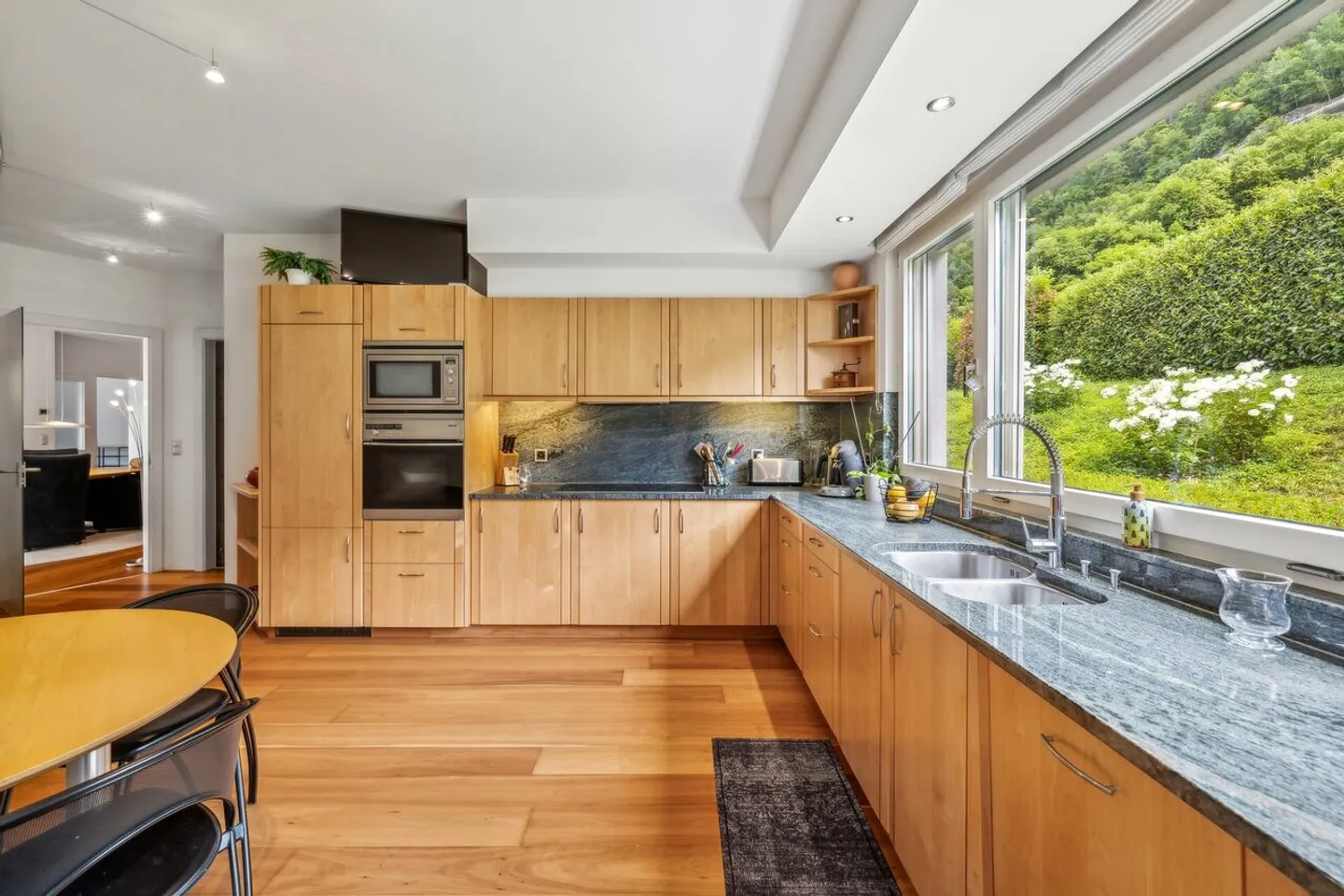 Ville gemellate a Baar - Rendimento eccezionale! - Foto 4 di 12