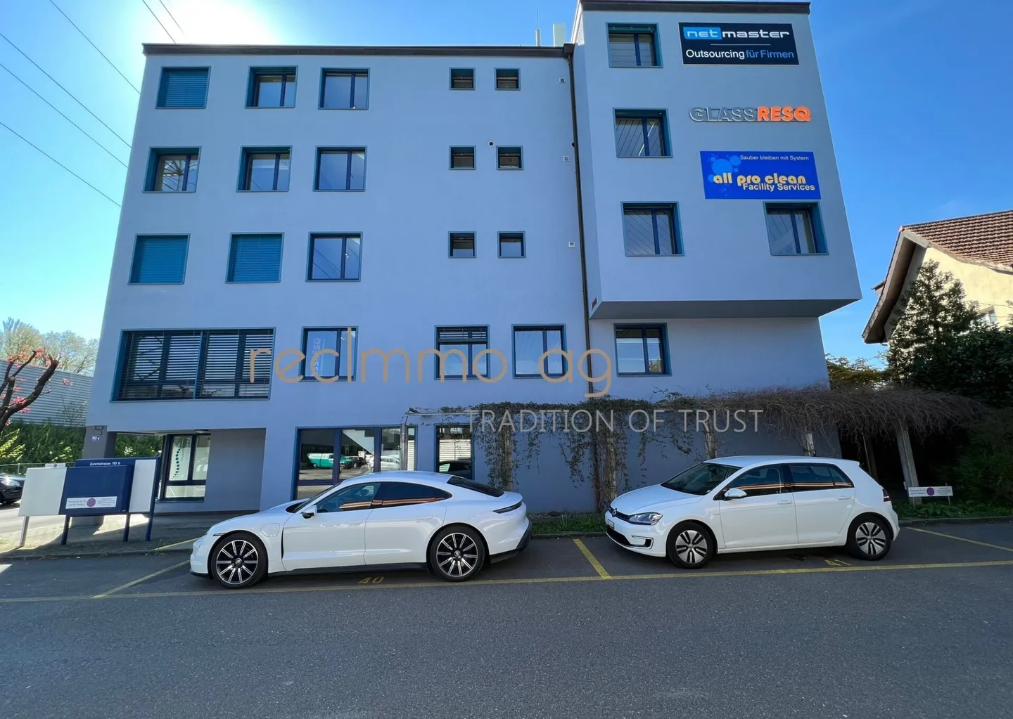 Spazio ufficio esclusivo in affitto - Zürichstrasse 110b, Adliswil - Foto 1 di 5