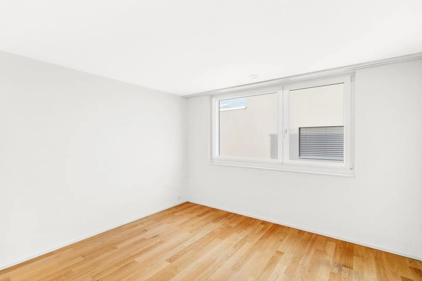 Attractive 2.5-room apartment by the Rhine - Photo 8 of 10