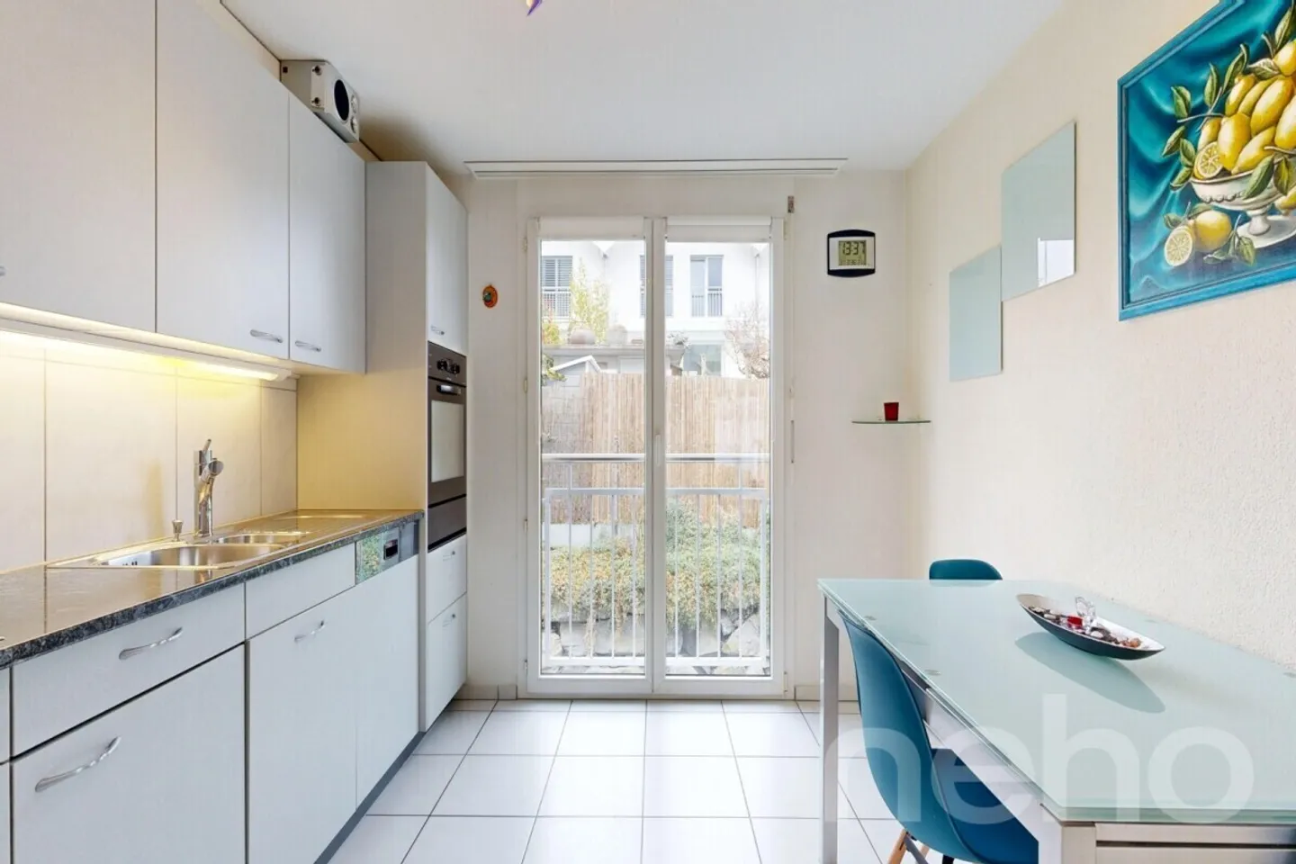 Maison de ville moderne avec beaucoup d'espace dans un emplacement central et calme - Photo 8 sur 12