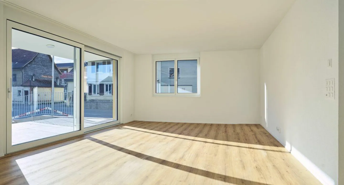 Generously living with terrace! - Photo 2 of 9