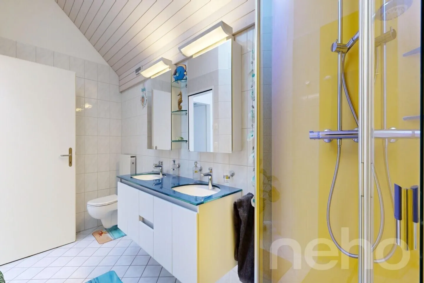 Maison de ville moderne avec beaucoup d'espace dans un emplacement central et calme - Photo 10 sur 12