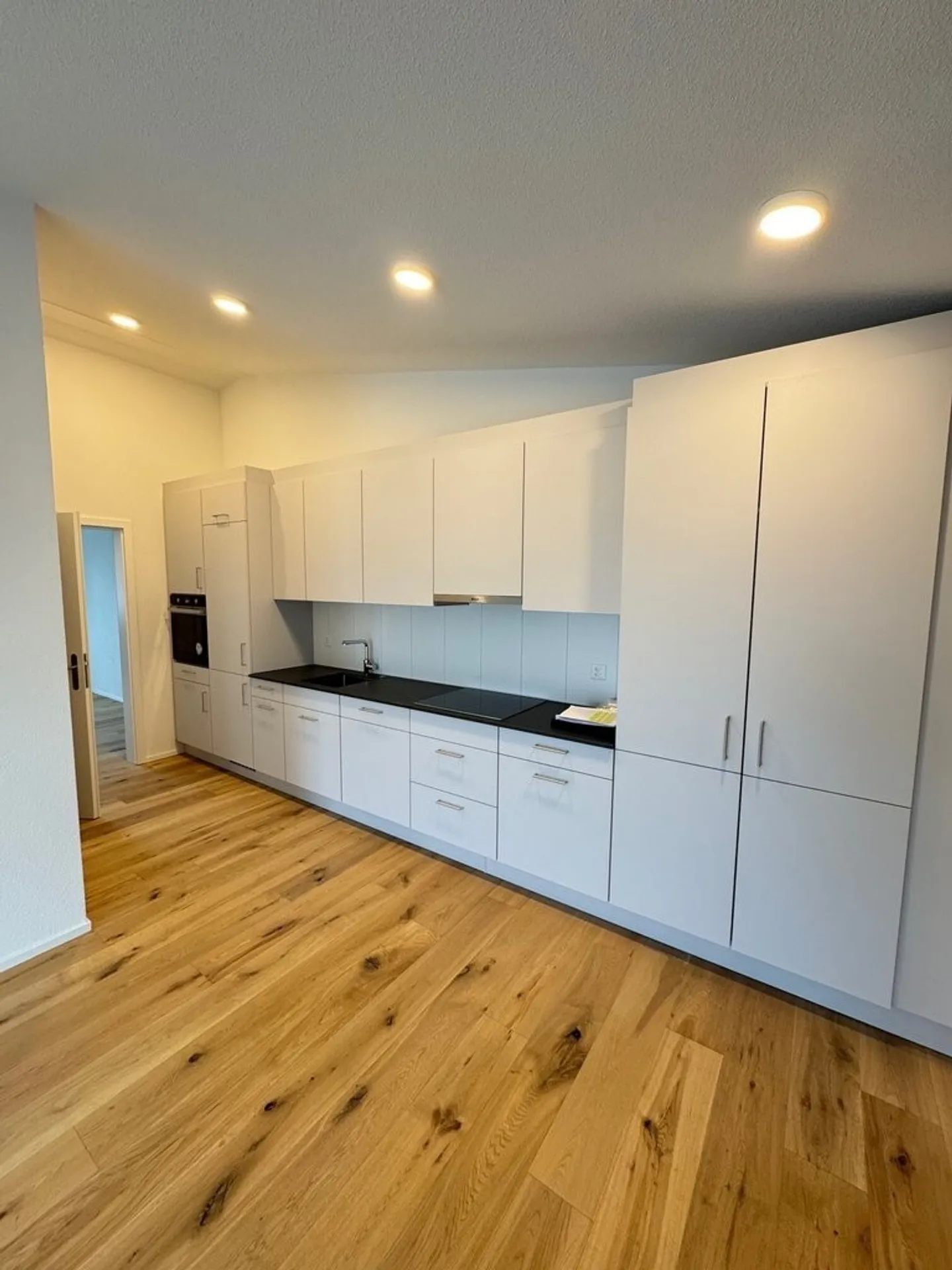 Appartamento nuovo esclusivo di 4,5 locali al 2° piano di circa 111,6 m2 di superficie lorda - Foto 1 di 11