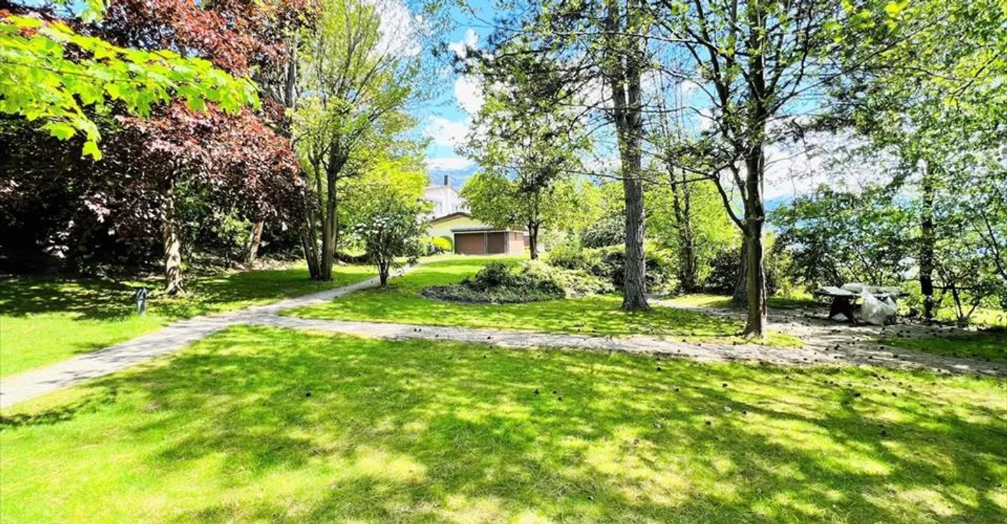 Spacious and bright 16.5 rooms - Magnificent quiet property - Superb view - Very large plot - Photo 23 of 24