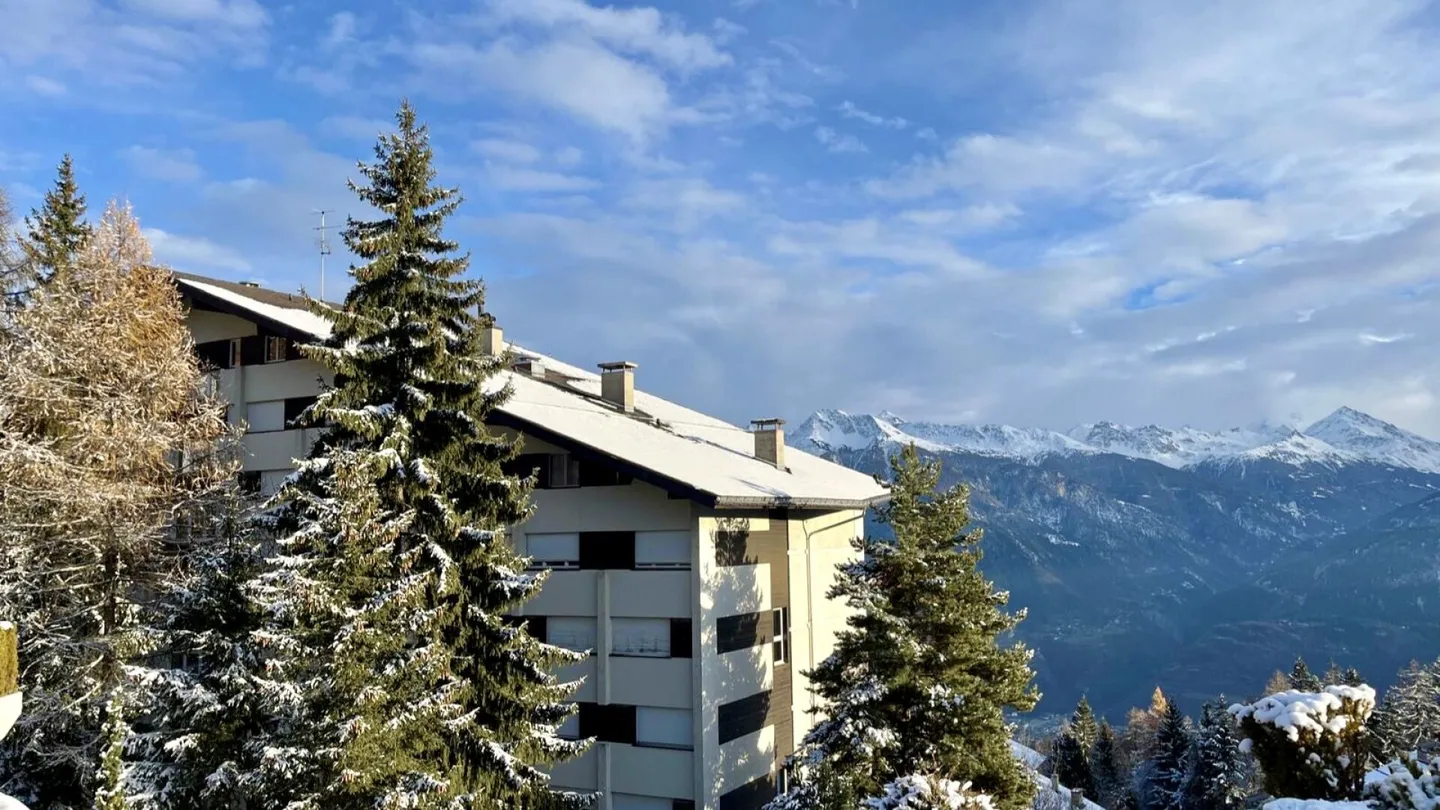 Appartement moderne 4 ½ pièces avec vue panoramique à couper le souffle - Photo 15 sur 16