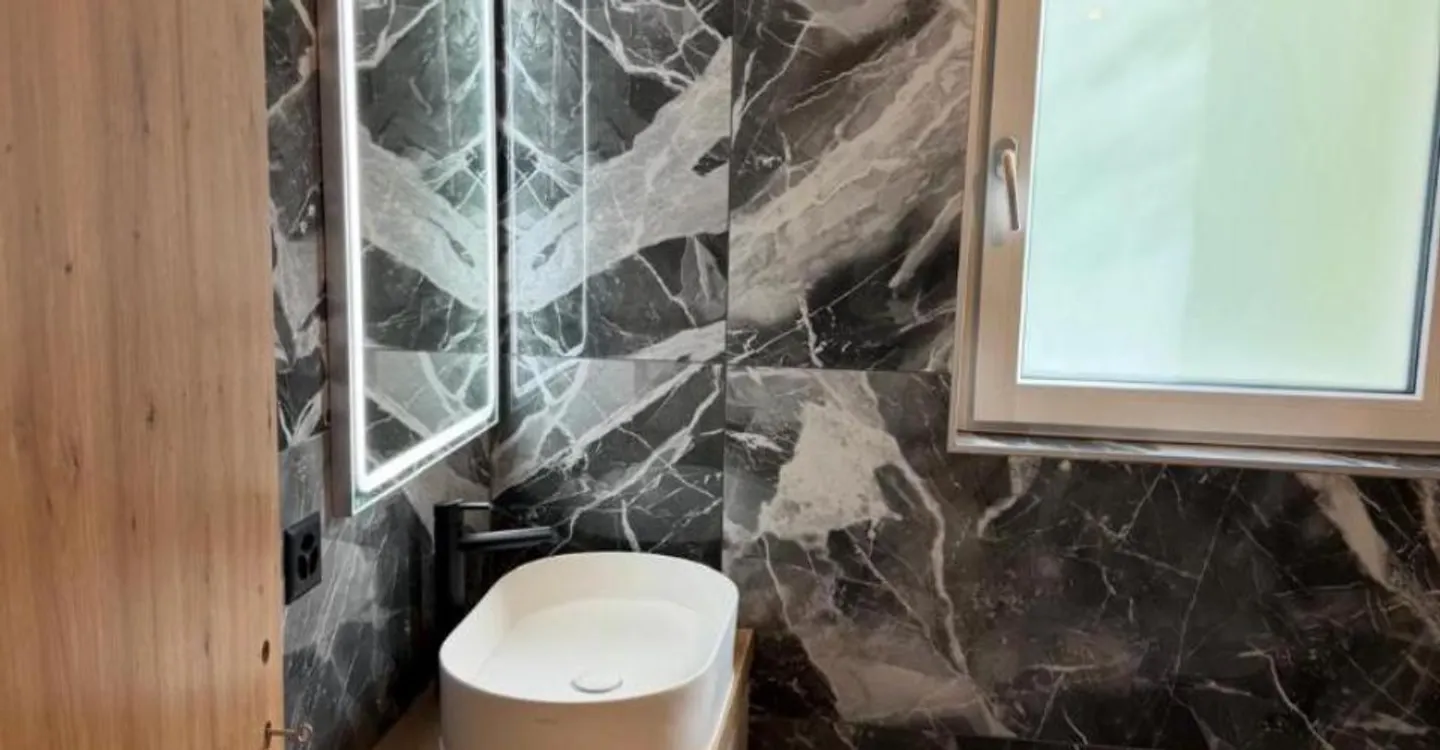 Salins -- Petit immeuble de 3 appartements - Foto 3 von 12