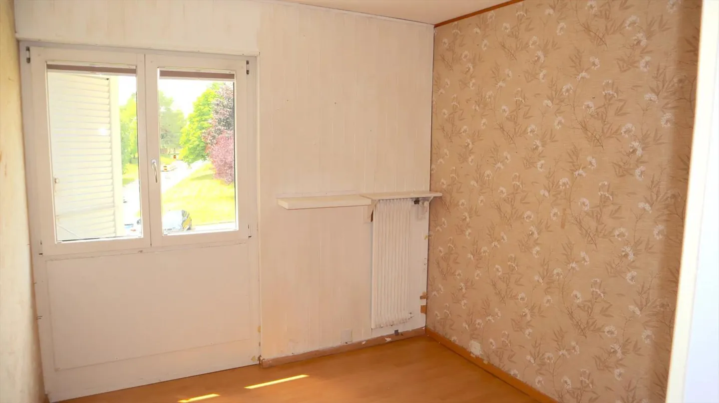 4.5 Room Apartment for Renovation to Your Liking - Photo 7 of 13