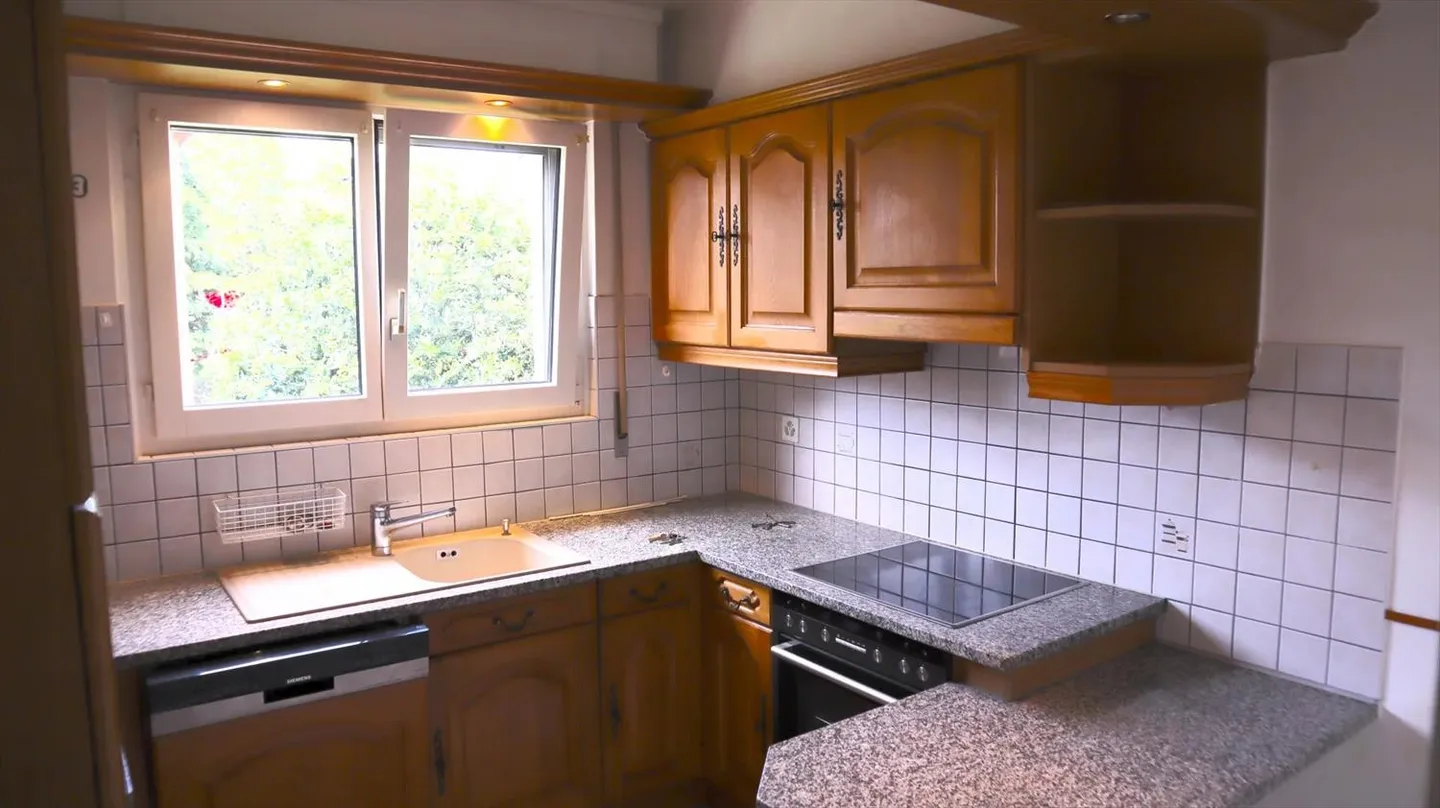 4.5 Room Apartment for Renovation to Your Liking - Photo 2 of 13