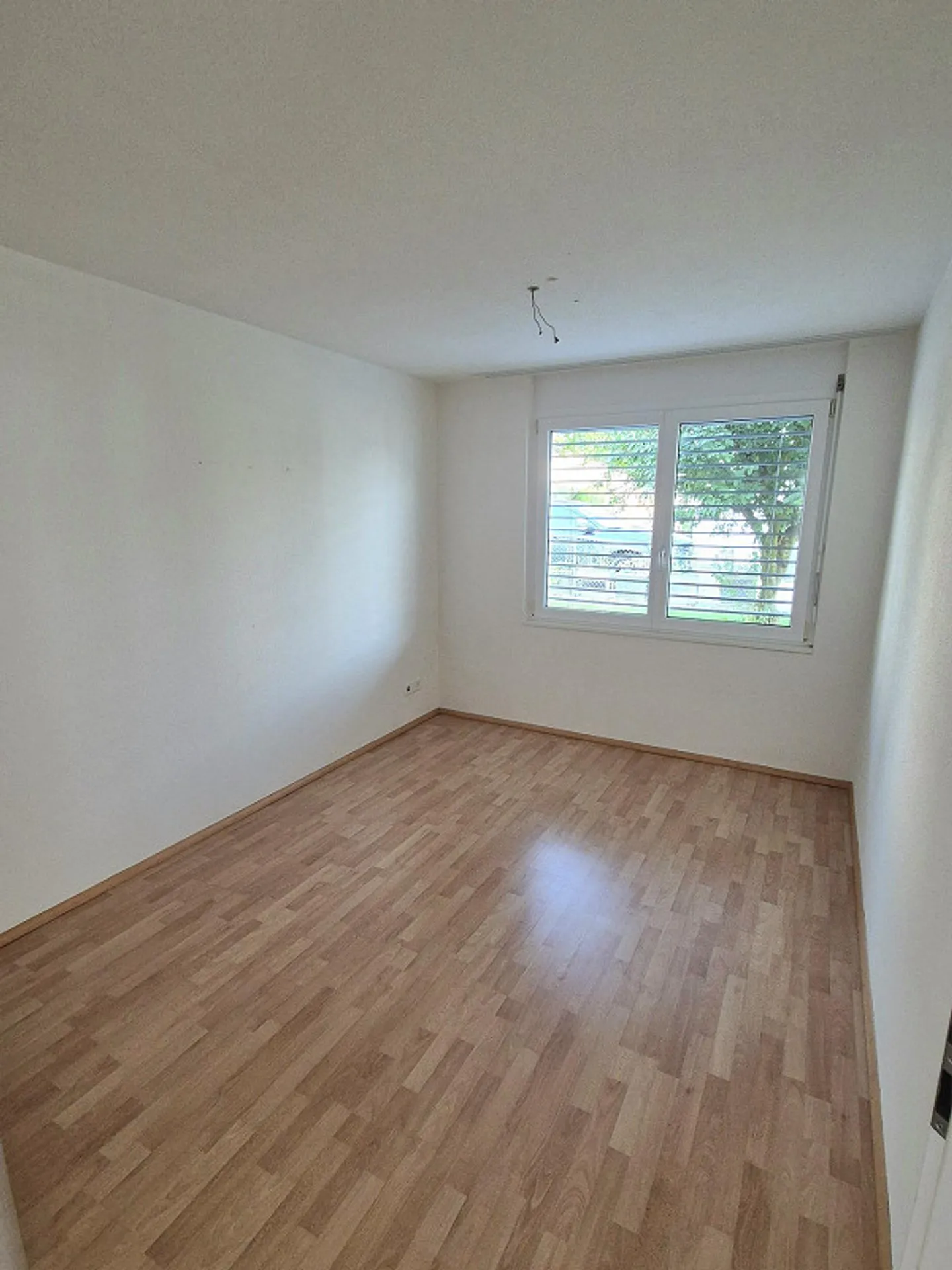Maison bifamiliale avec confort moderne dans un emplacement calme à Weinfelden - Photo 6 sur 10
