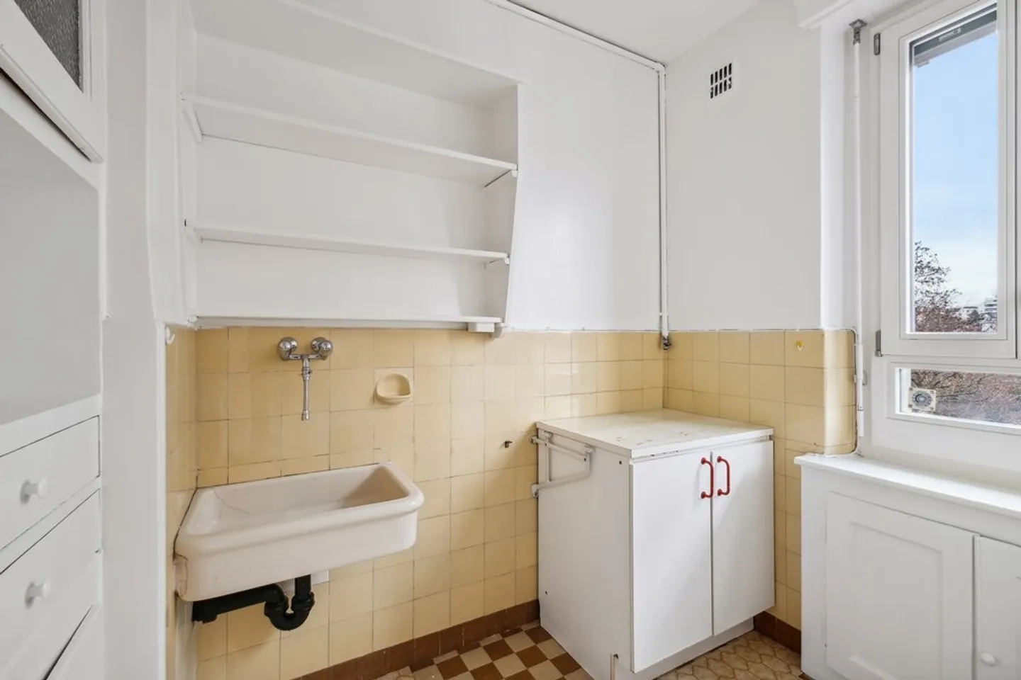 1.5 Room Apartment - Photo 5 of 6