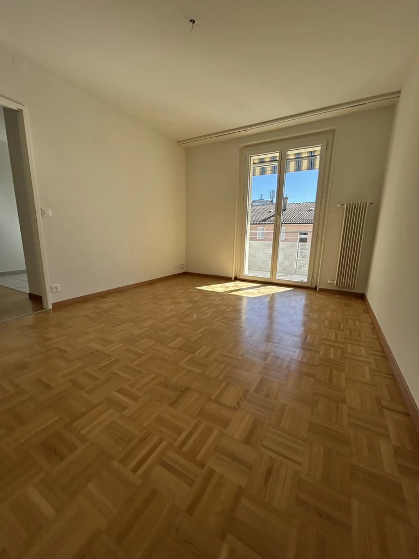 Charmant appartement 2.5 pièces - Photo 3 sur 11