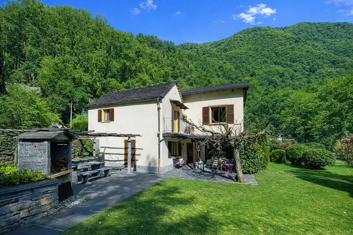 Maison de campagne exclusive avec un terrain de 2 500 m² à Maggia - Photo 2 sur 30
