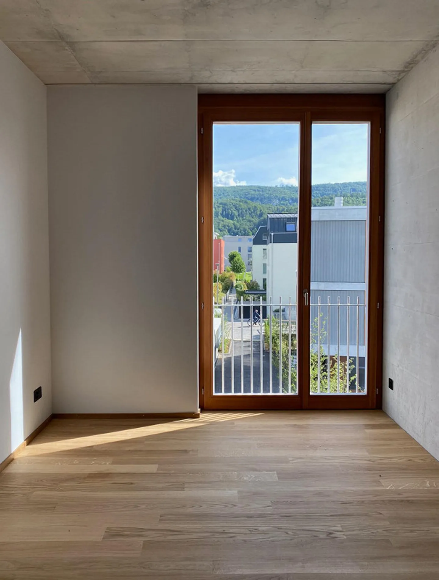 Basel Housing Cooperative: 4.5 Maisonette with Single-Family Home Character - Photo 7 of 13