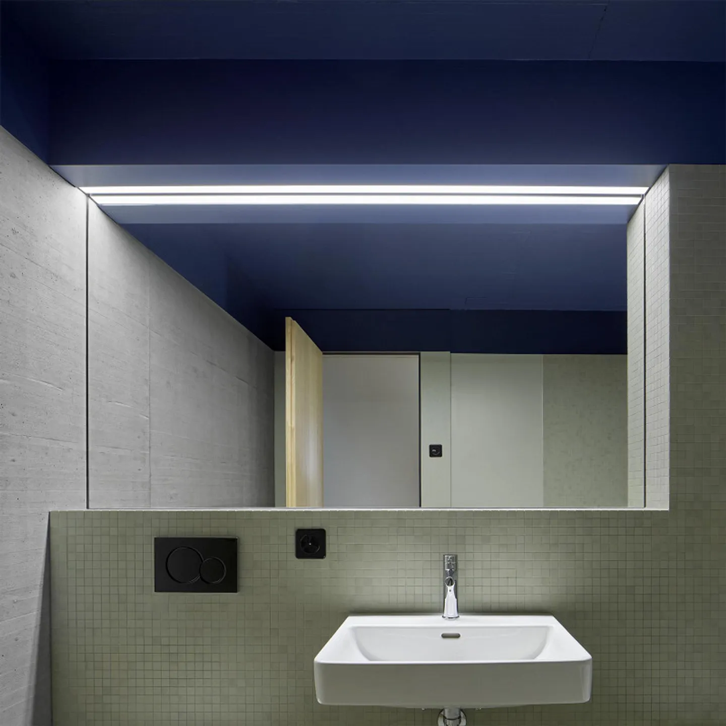 Basel Housing Cooperative: 4.5 Maisonette with Single-Family Home Character - Photo 10 of 13