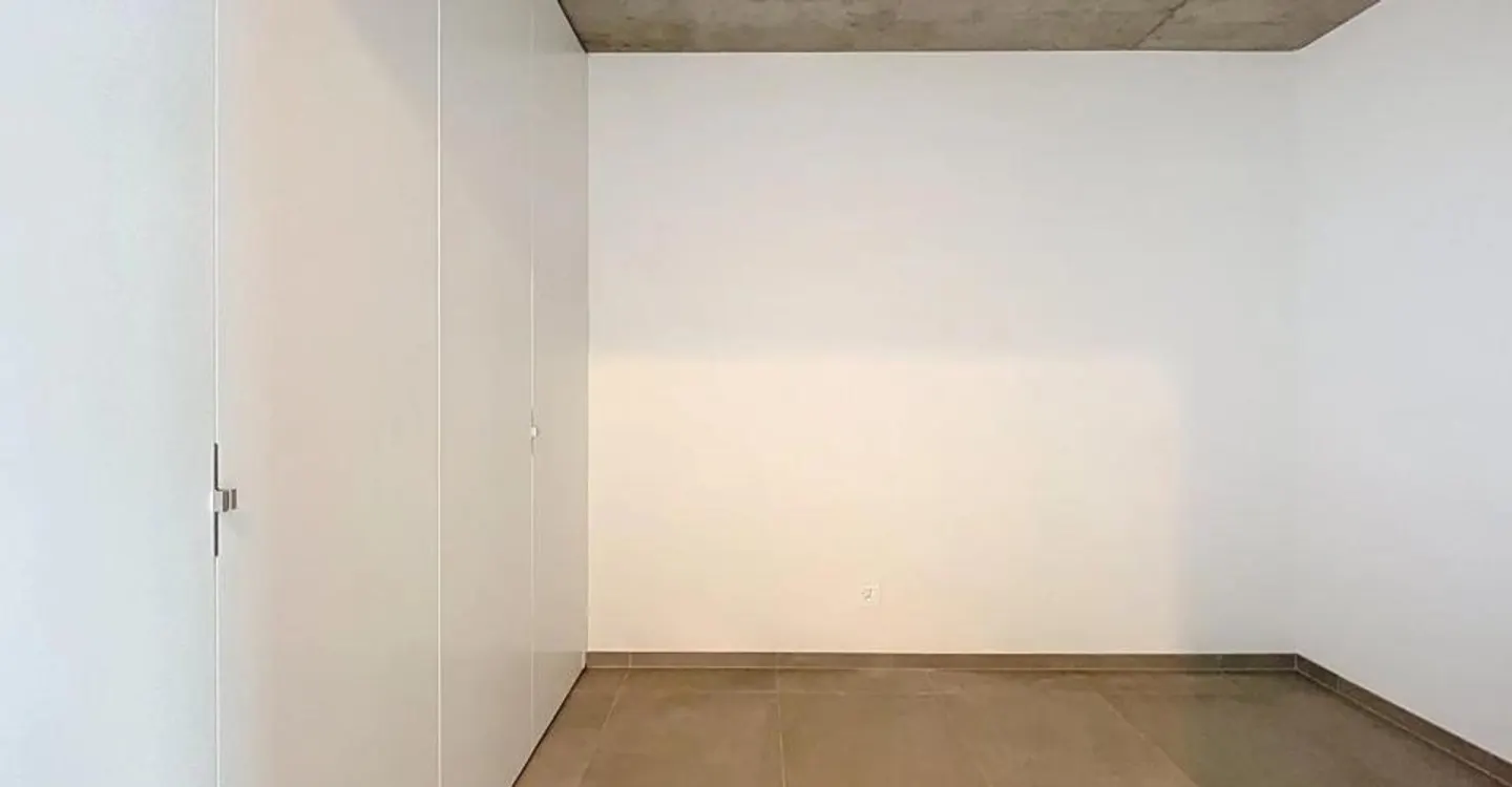 Attique lumineux avec vaste balcon - Foto 11 von 12