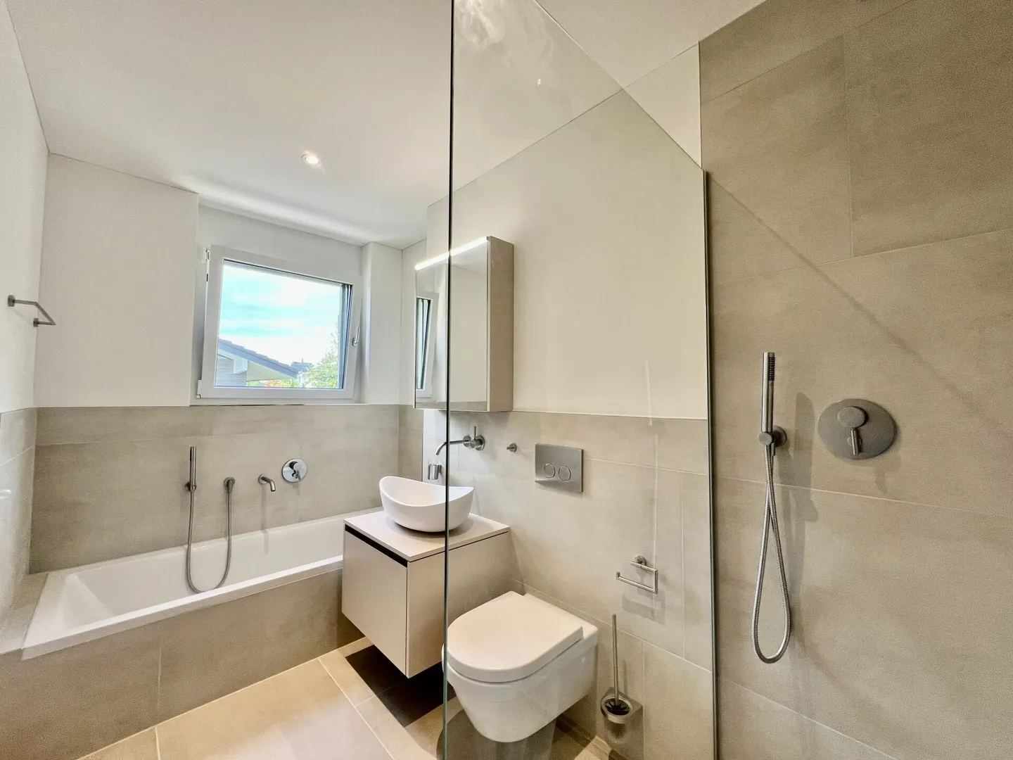 Moderna casa bifamiliare in vendita a 5037 Muhen - Foto 11 di 13