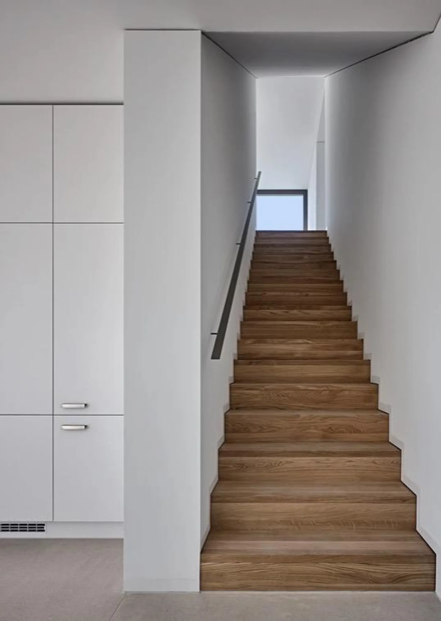 Appartamento duplex da 3,5 locali con vista sulla città nel Rautihaus Zü - Foto 8 di 10