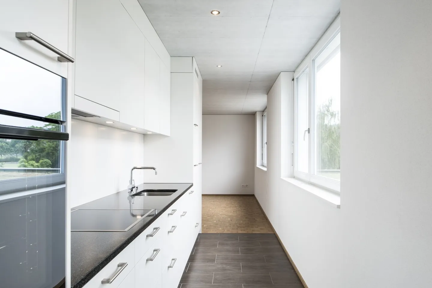 Fulfill Your Urban Living Dream! - Photo 3 of 10