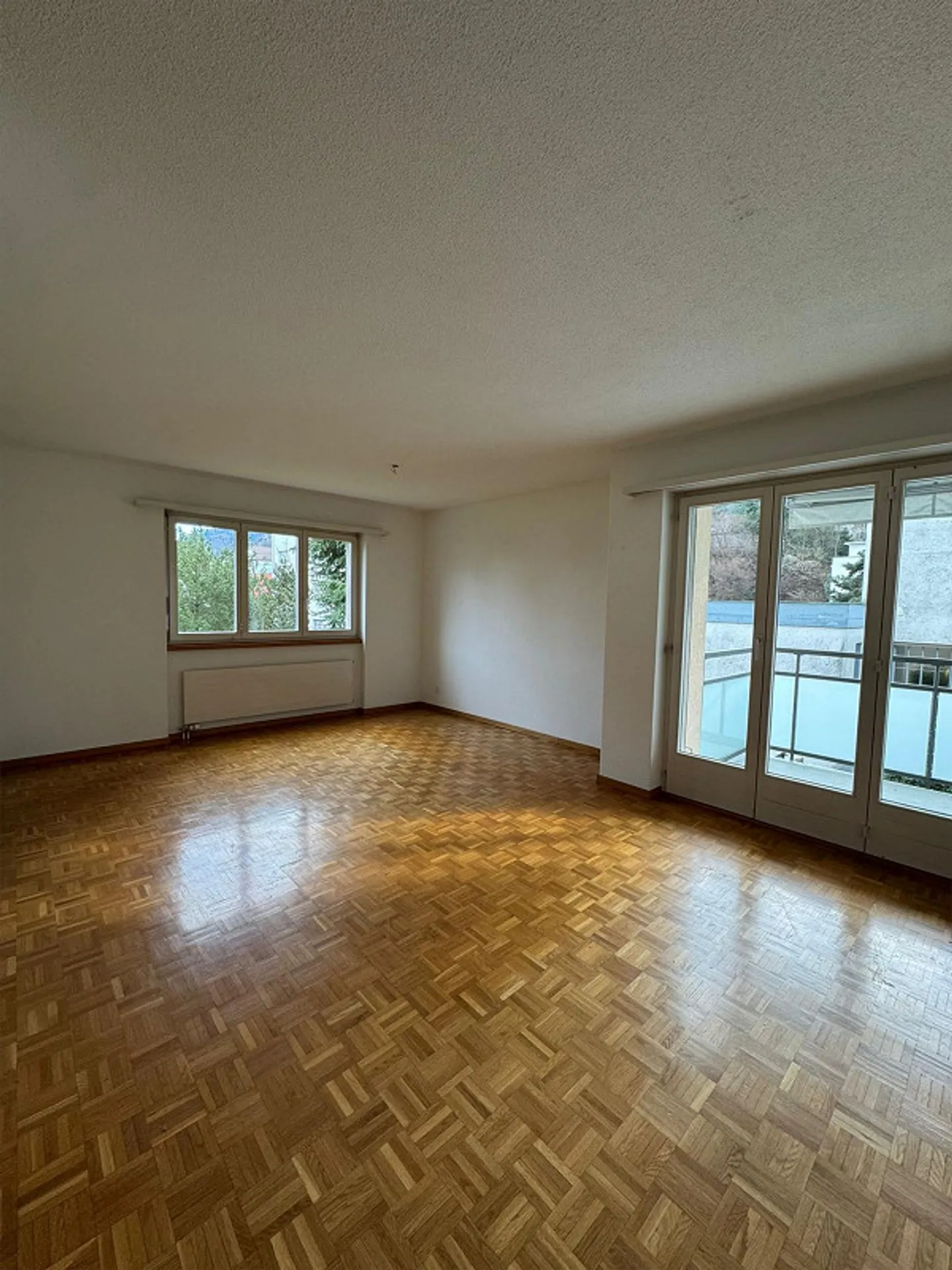 Charming 2-room apartment in Malters - Photo 2 of 9
