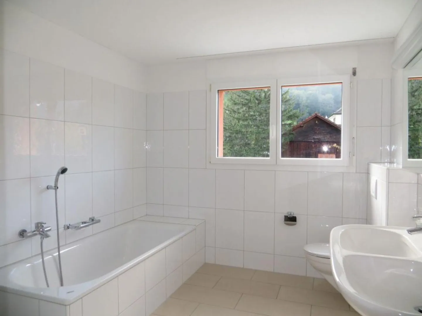 Appartement lumineux et spacieux dans un emplacement calme - Photo 11 sur 14