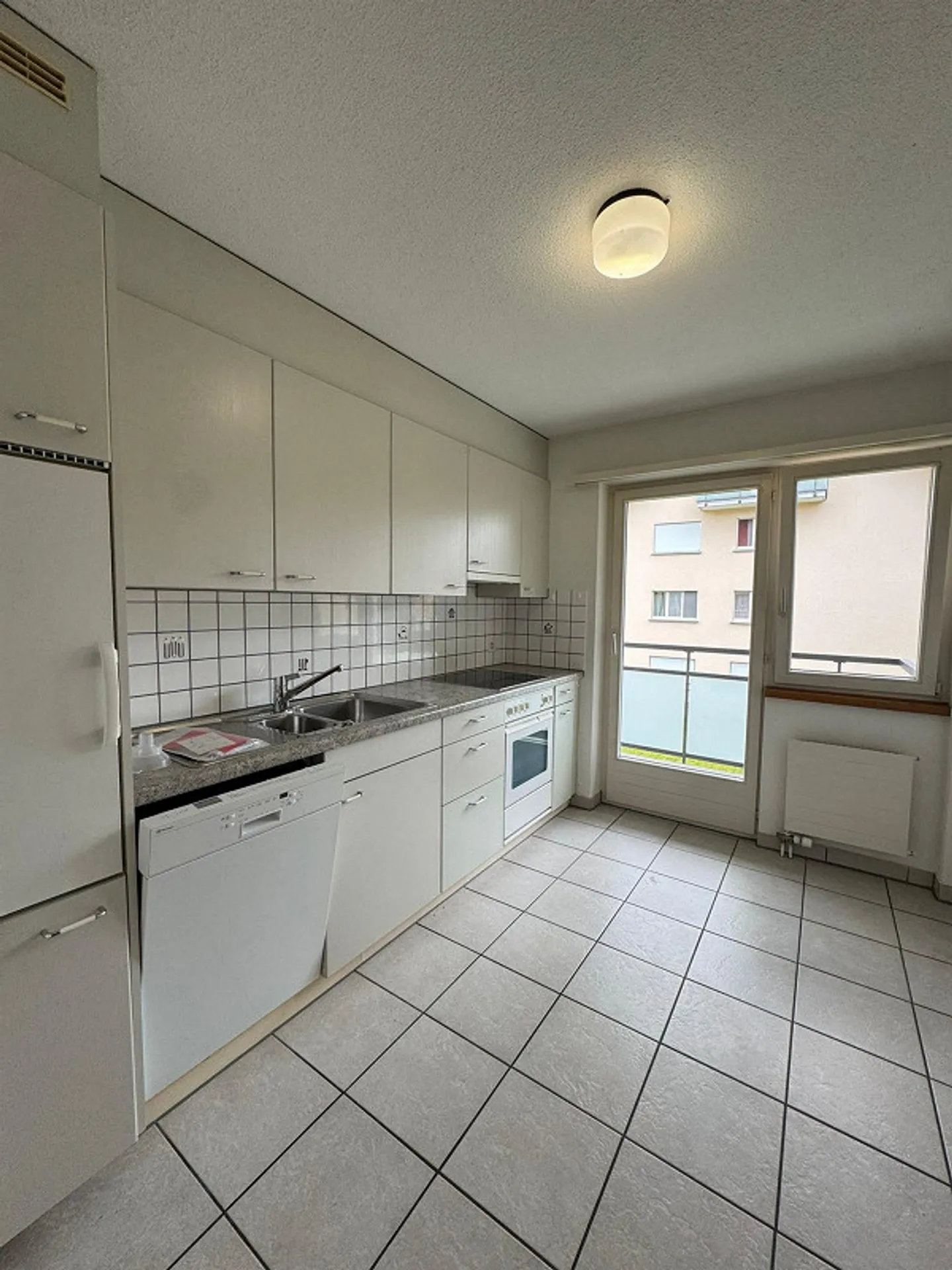 Charming 2-room apartment in Malters - Photo 4 of 9