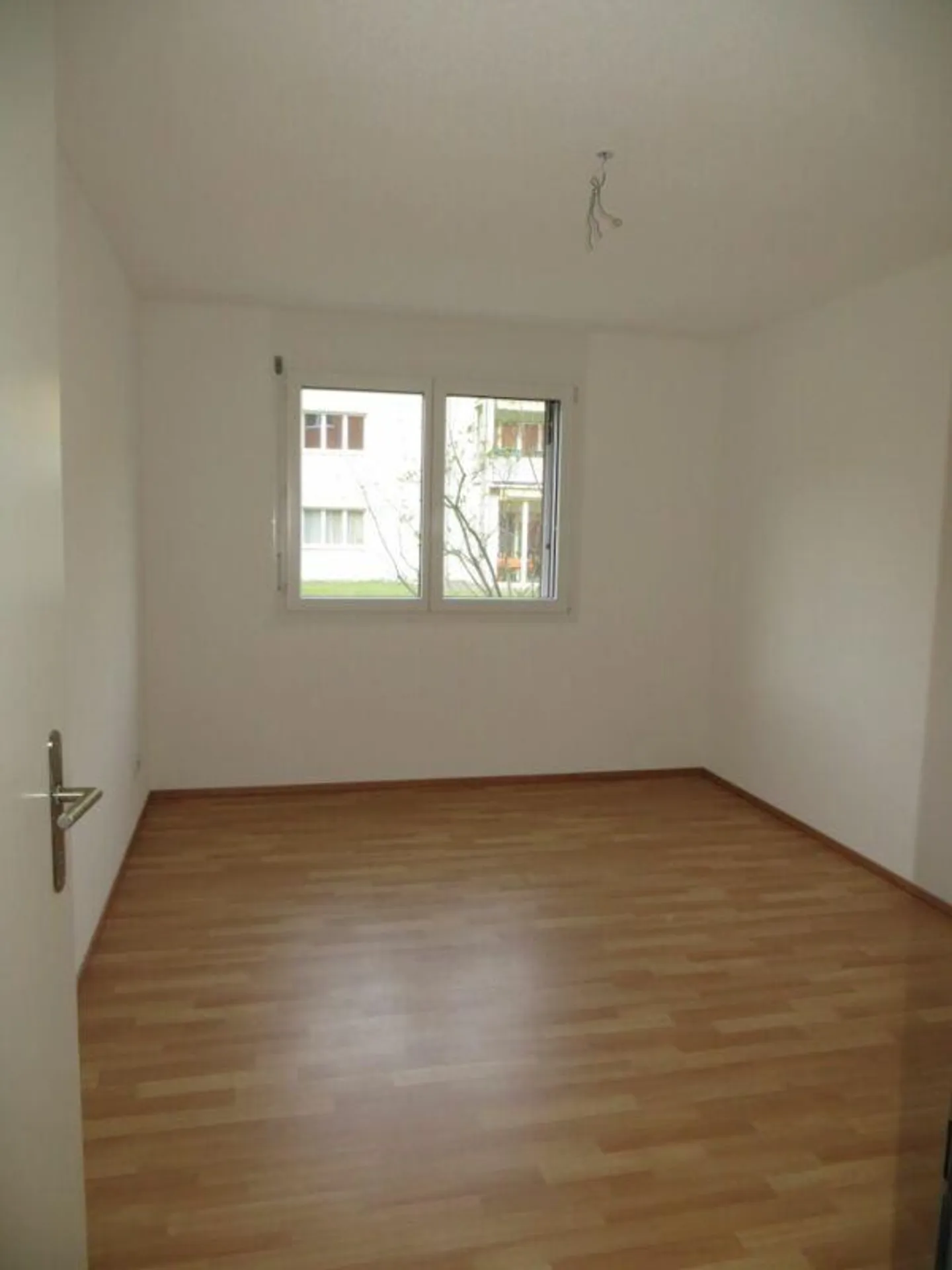 Appartement lumineux et spacieux dans un emplacement calme - Photo 10 sur 14
