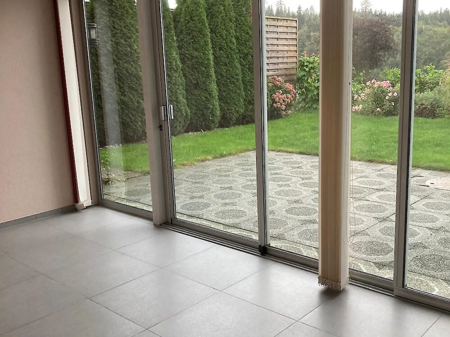 Tolle 3.5-Zimmerwohnung mit beheiztem Wintergarten in St. Antoni - Foto 3 von 9