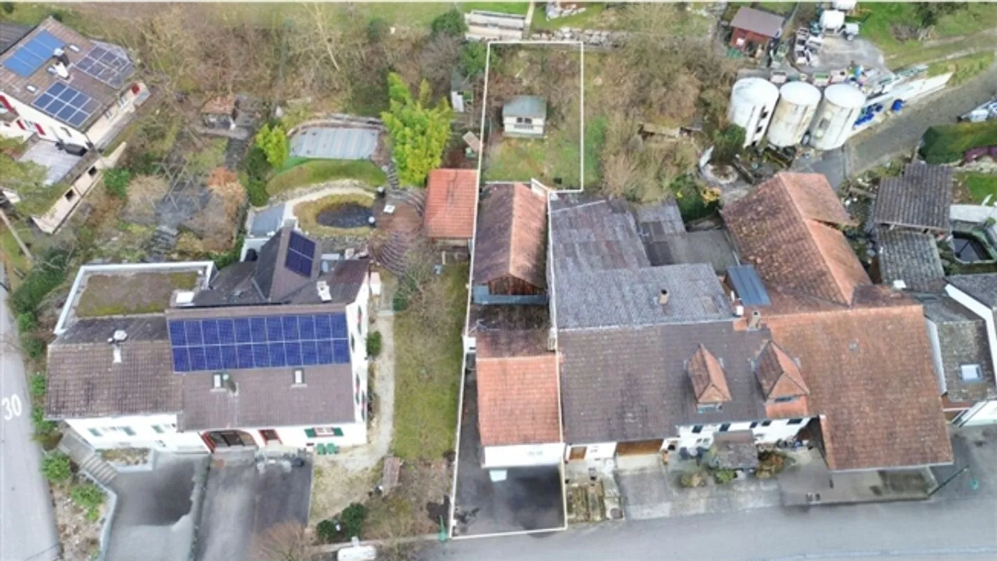 Progetto di casa con due unità abitative a Duggingen - approvato, situato in posizione centrale e pronto per l'inizio dei lavori - Foto 1 di 8