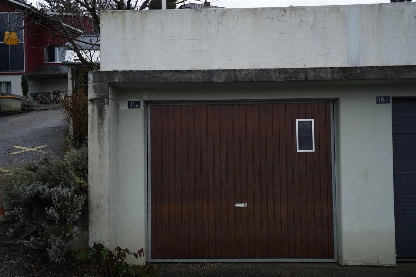 Semi-Detached House with a View of the Green - Photo 13 of 13