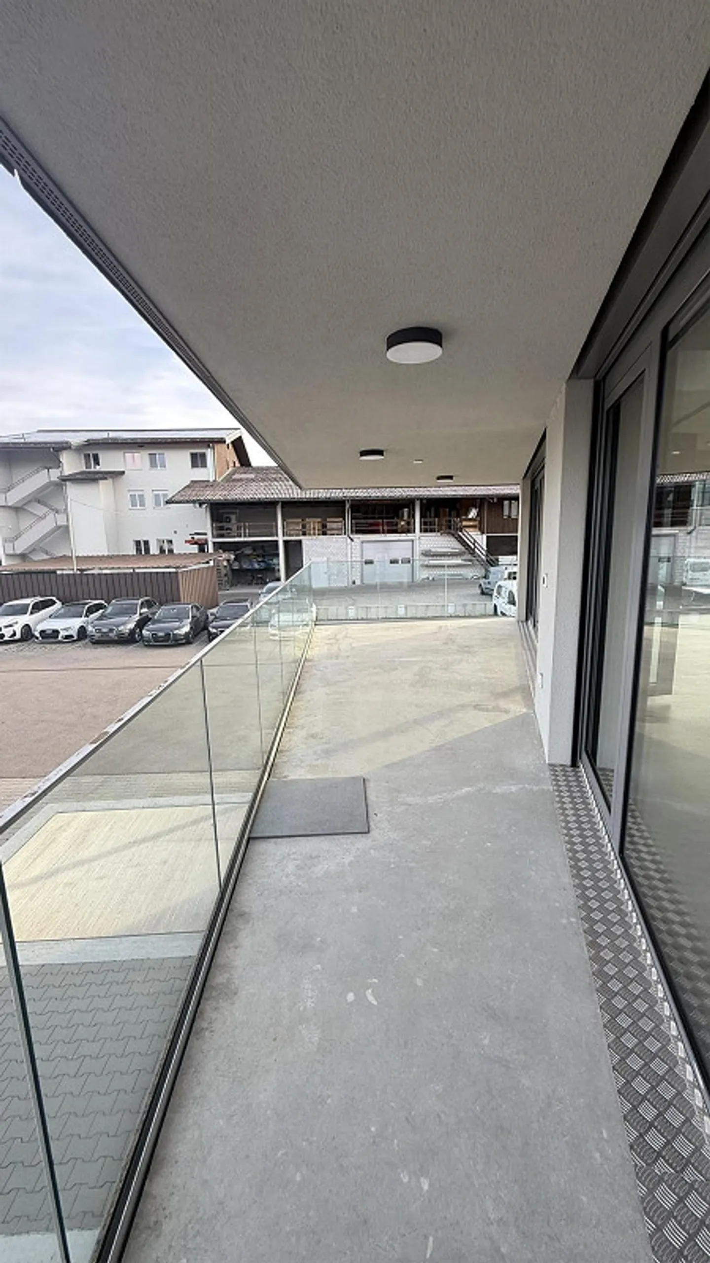 Funktionaler Büroraum in Grüningen - Foto 6 von 10